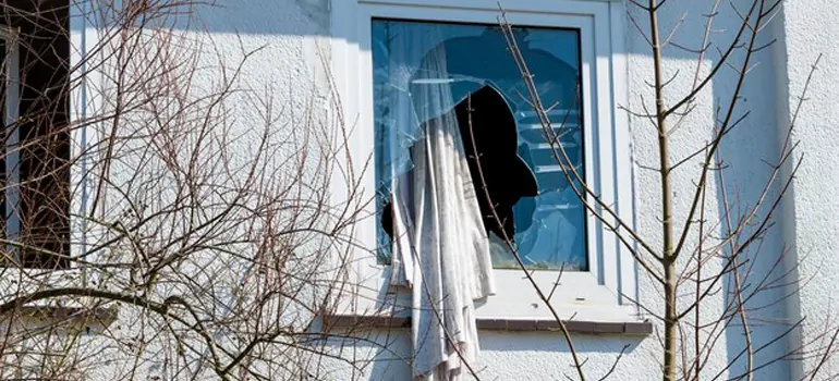 Storm Window Installation Contractors in Lynn Haven, FL